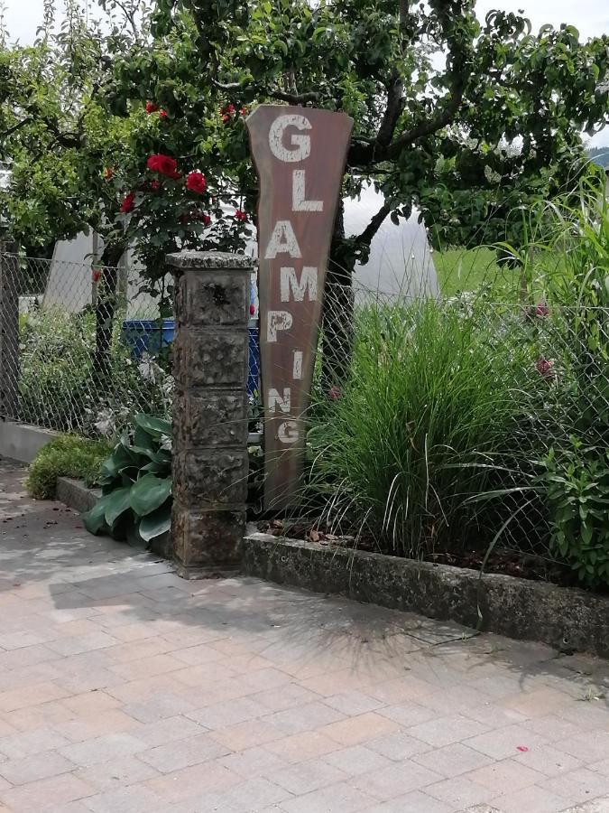 Glamping With A View Villa Smlednik Bagian luar foto