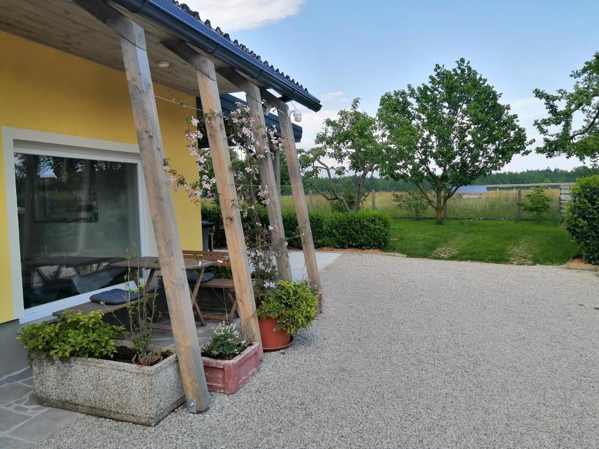 Glamping With A View Villa Smlednik Bagian luar foto