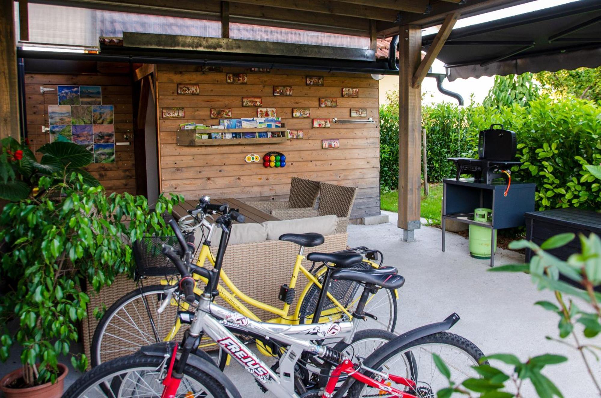 Glamping With A View Villa Smlednik Bagian luar foto