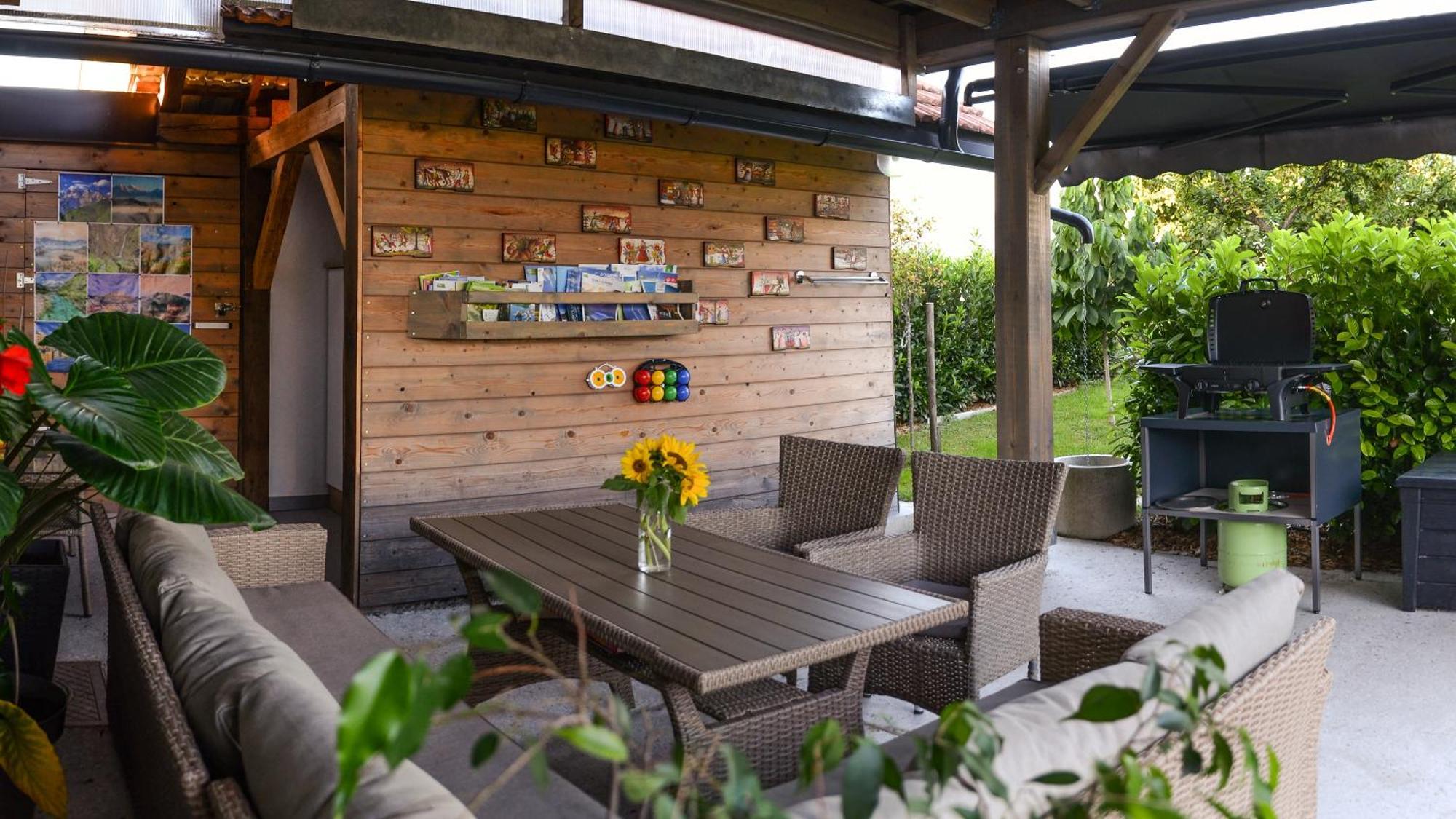 Glamping With A View Villa Smlednik Bagian luar foto
